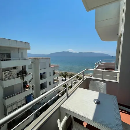 Apartment Belleview 7 *